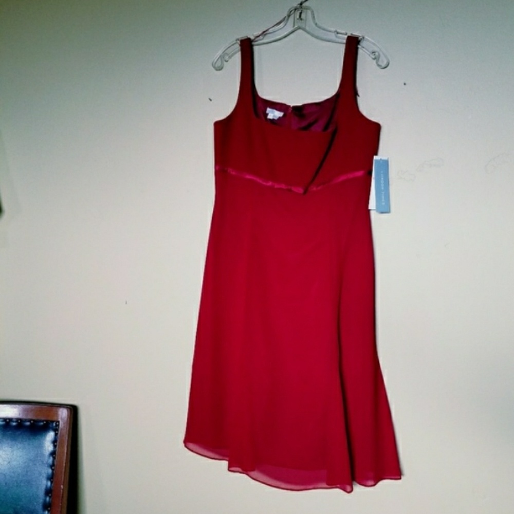 Nwt Red Cocktail/Bridesmaid dresses - size 10
